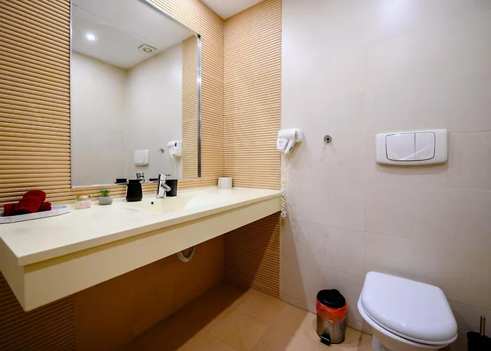 Fantasy Jacuzzi Apartment *