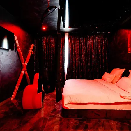 Fantasy Jacuzzi *